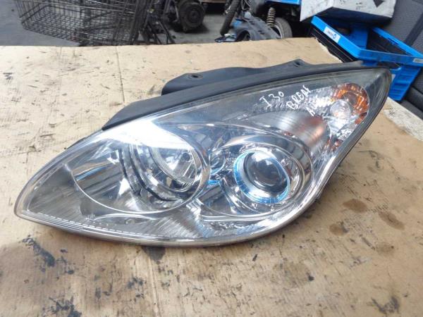 PHARE GAUCHE HYUNDAI - Vue 1